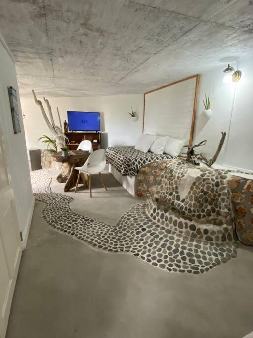 Forever Beach Apartment Sheerness Exterior photo