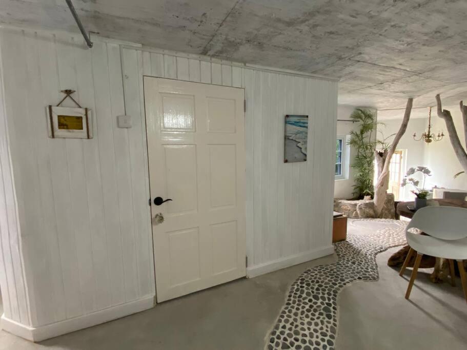 Forever Beach Apartment Sheerness Exterior photo