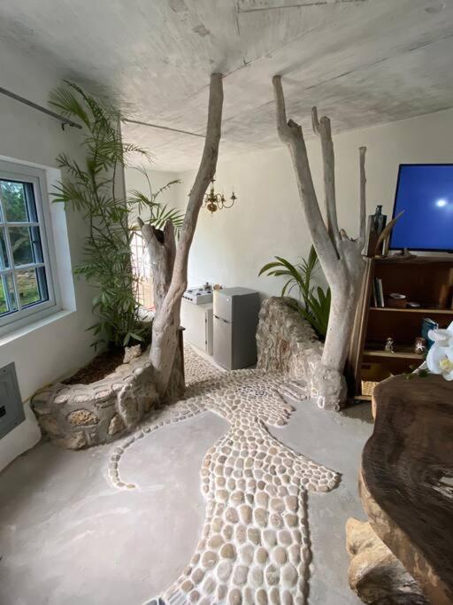 Forever Beach Apartment Sheerness Exterior photo